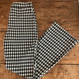 Urban Outfitters - Stretch B&W Gingham Flare Pants